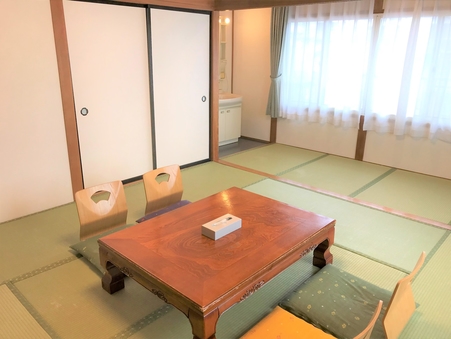 和室10畳　富士山側のお部屋